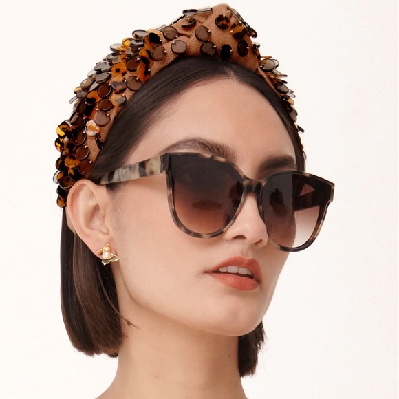 Lele Sadoughi Accessories - Lele Sadoughi Brooklyn Sunglasses in Tortoise Shell